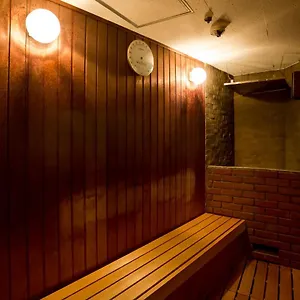 Capsule Land Yushima Japonia